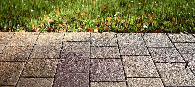 Як заощадити на садових доріжках, не втративши в надійності і довговічності?