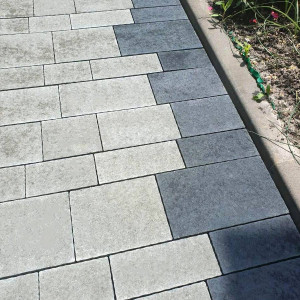 Бруківка Модерн в ісрому та чорному кольорі