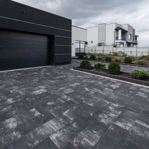 Бруківка Новатор 6 в кольорі Антрацит