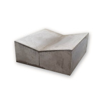 Лоток бетонний прикрайковий 200-500-500 мм