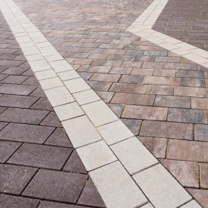 Бруківка Романо в білому кольорі